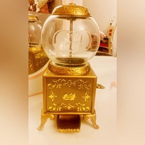 Antique vintage jelly bean gold machine